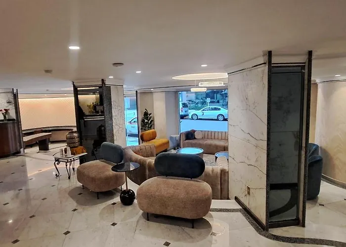 Century Reforma Hotel 4*