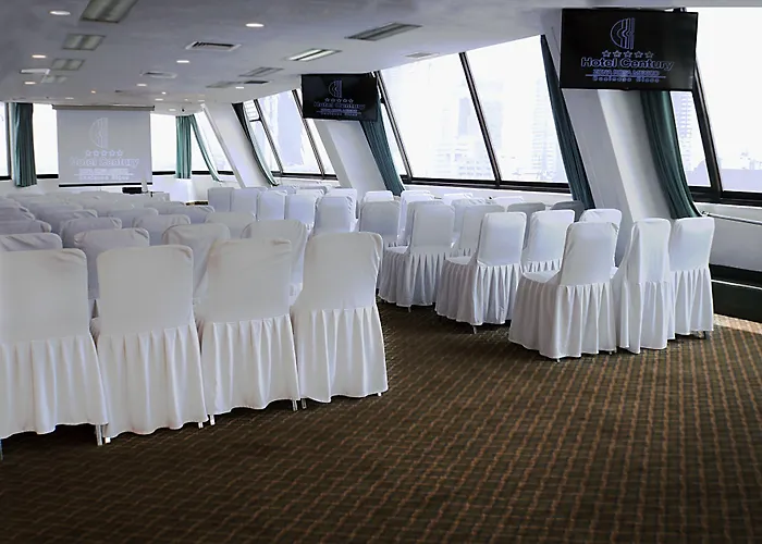 Century Reforma Hotel 4*